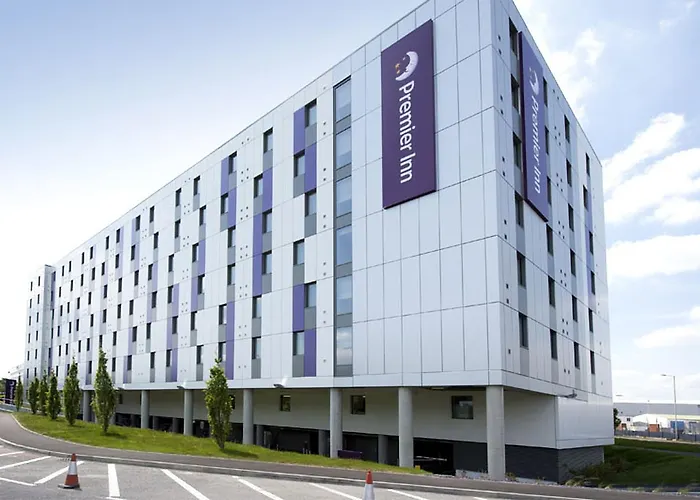 Premier Inn Heathrow Airport TerminalAirport Hotel